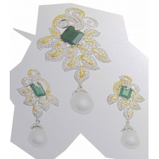 Floral pendant set